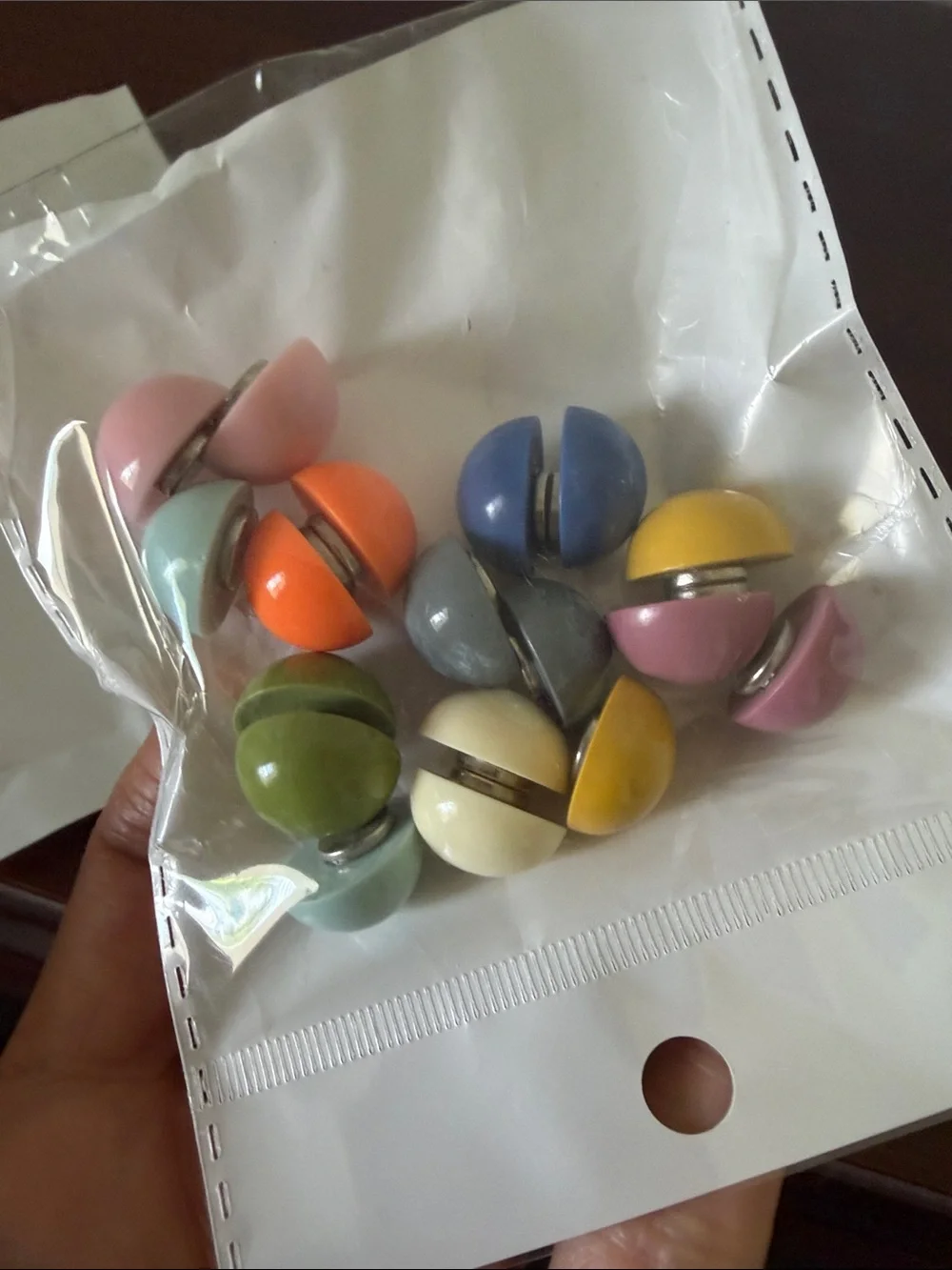 8 Magnetic Hijab Pins Set - Multi-Color No-Snag Scarf Clasp